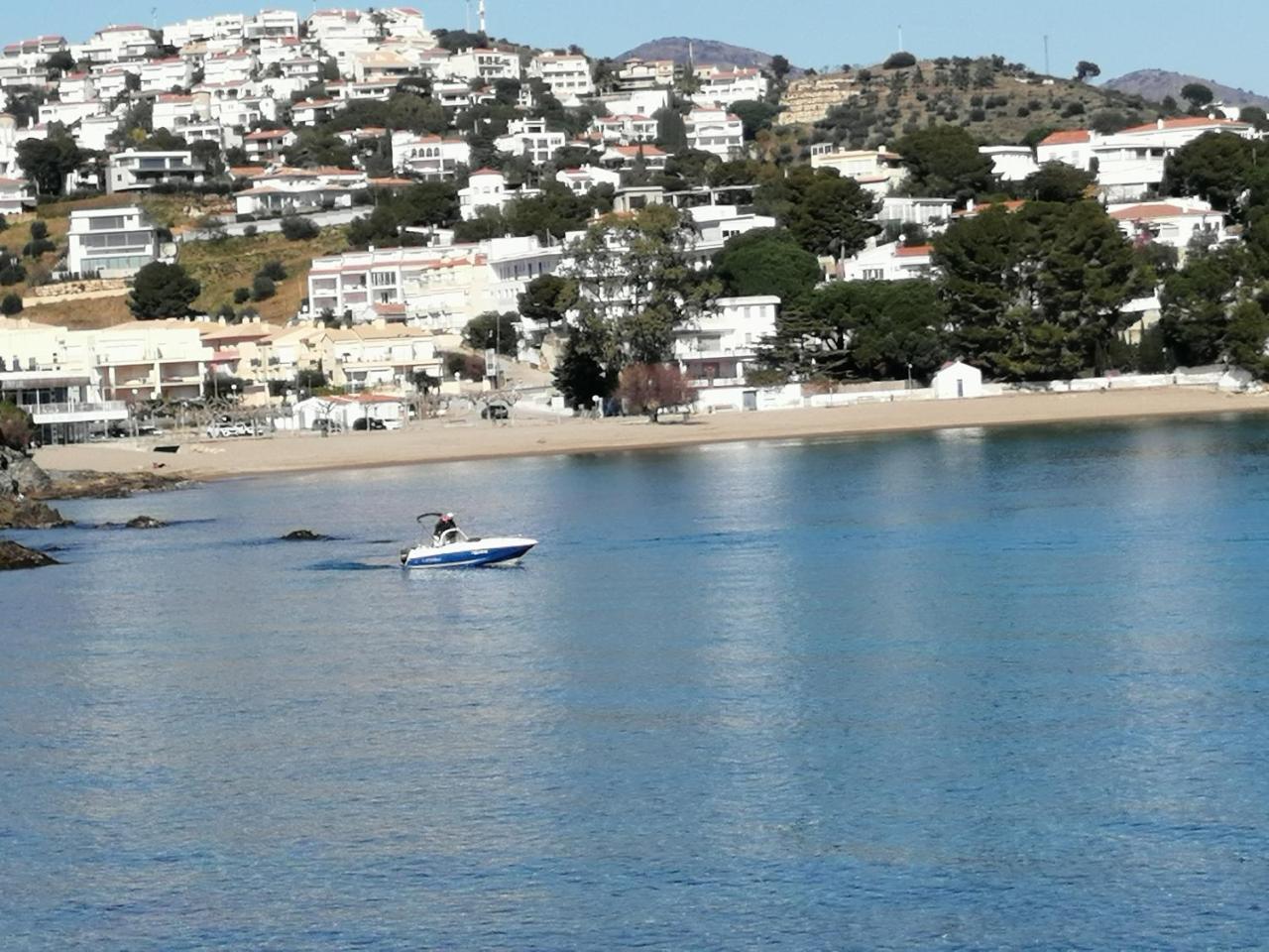 Apartament Vistamar Llanca Bagian luar foto