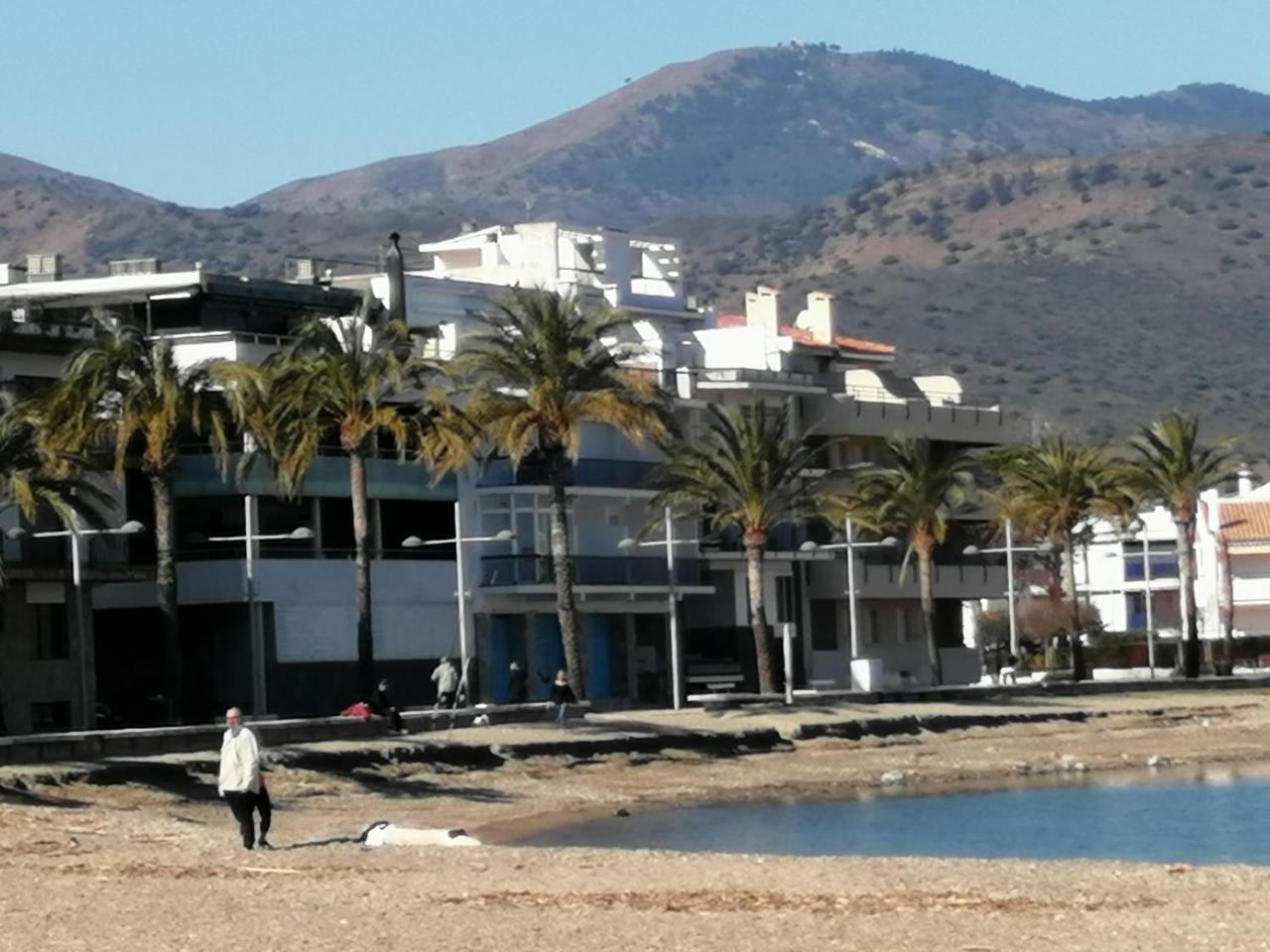 Apartament Vistamar Llanca Bagian luar foto